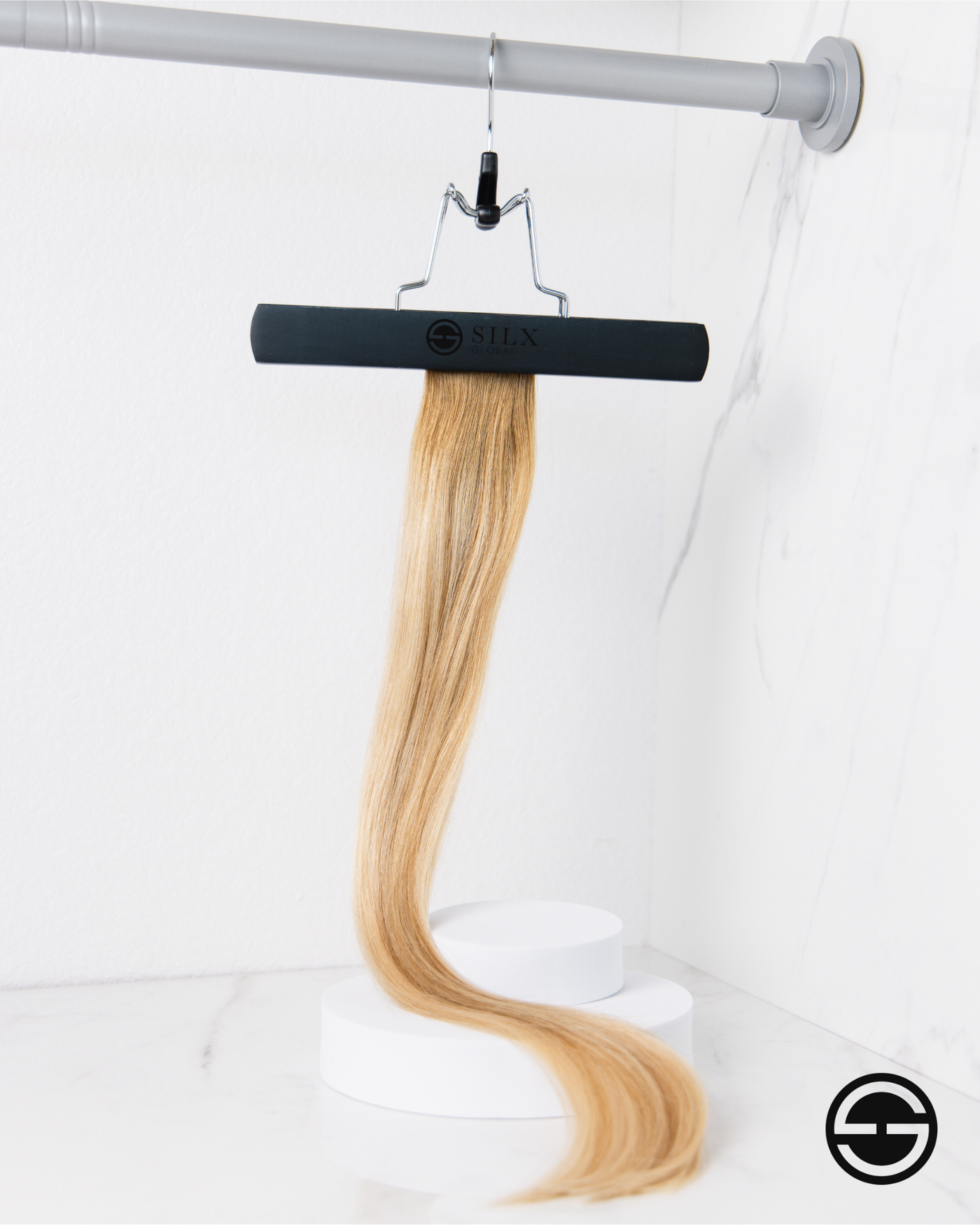Invisible Tape-In Extensions | B8/22 - Blush