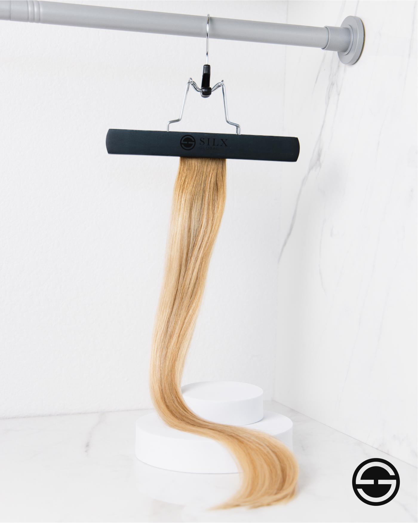 Invisible Tape-In Extensions | B8/22 - Blush